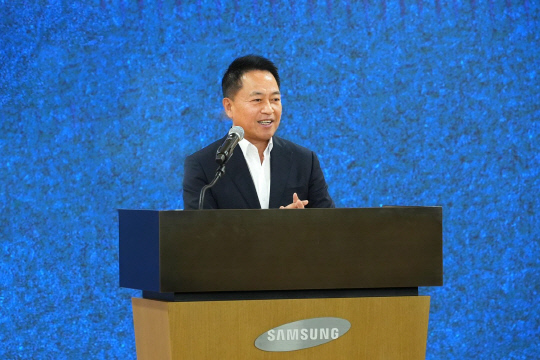 2일 삼성SDI 기흥사업장에서 열린 새해맞이 행사에서 최윤호 삼성SDI 사장이 신년 메시지를 발표하고 있다. 삼성SDI 제공.